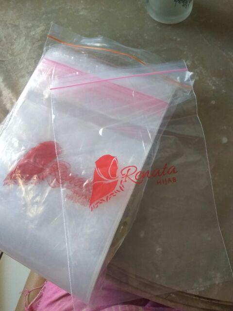 (16x25 Cm) Plastik Klip Jilbab Desain Bebas