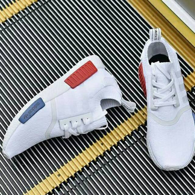 Adidas Nmd R1 Primeknit  White “ OG " Premium Original ( sepatu adidas / sepatu olahraga )