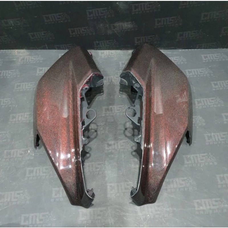 Cover Pipi Lampu DepanFor Yamaha Nmax Old
Part Original
Carbon Kevlar Merah
