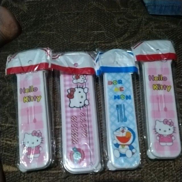Sendok Set Kotak Garpu Gg Keramik Karakter (20x3)