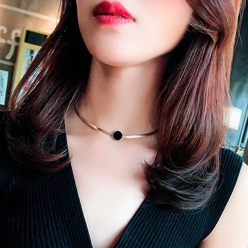 Kalung Titanium Black Square Premium