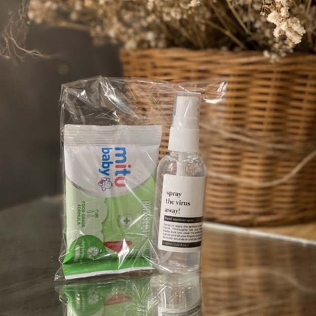 

New Normal Hampers Souvenir Hand Sanitizer dan Hand Soap Tisu basah seminar kit corporate gift