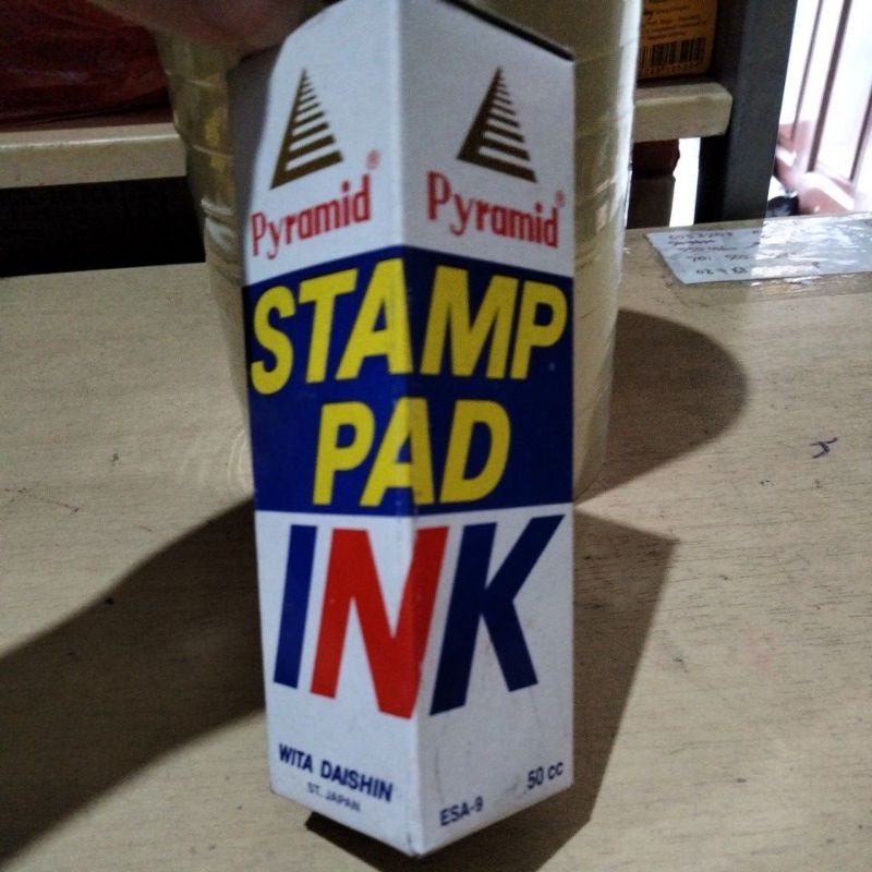 

Tinta Pyramid Stamp Pad Hitam,Biru,Merah