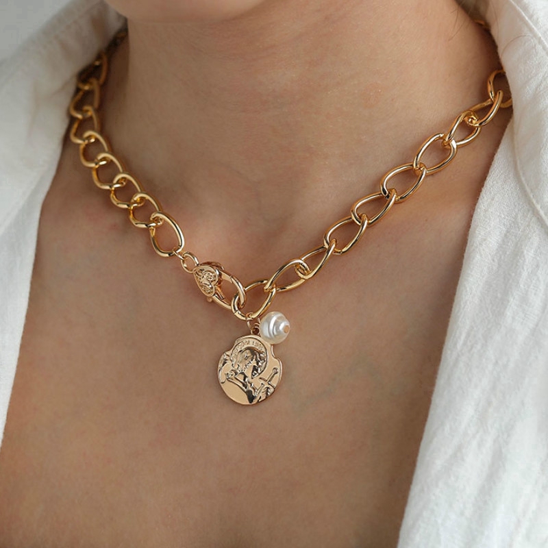 Kalung Rantai Liontin Koin Geometris Klasik Bahan Metal Warna Gold Untuk Wanita