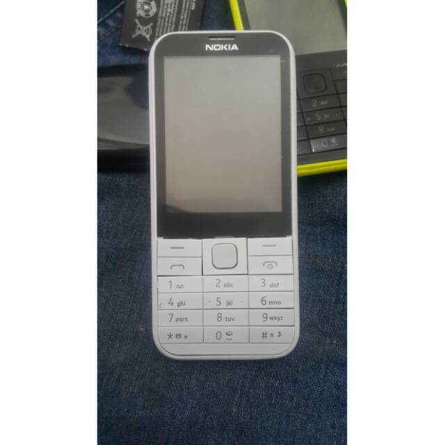 Nokia 225