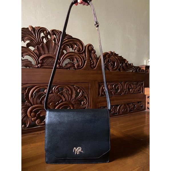 NINA RICCI SLING BAG PRELOVED