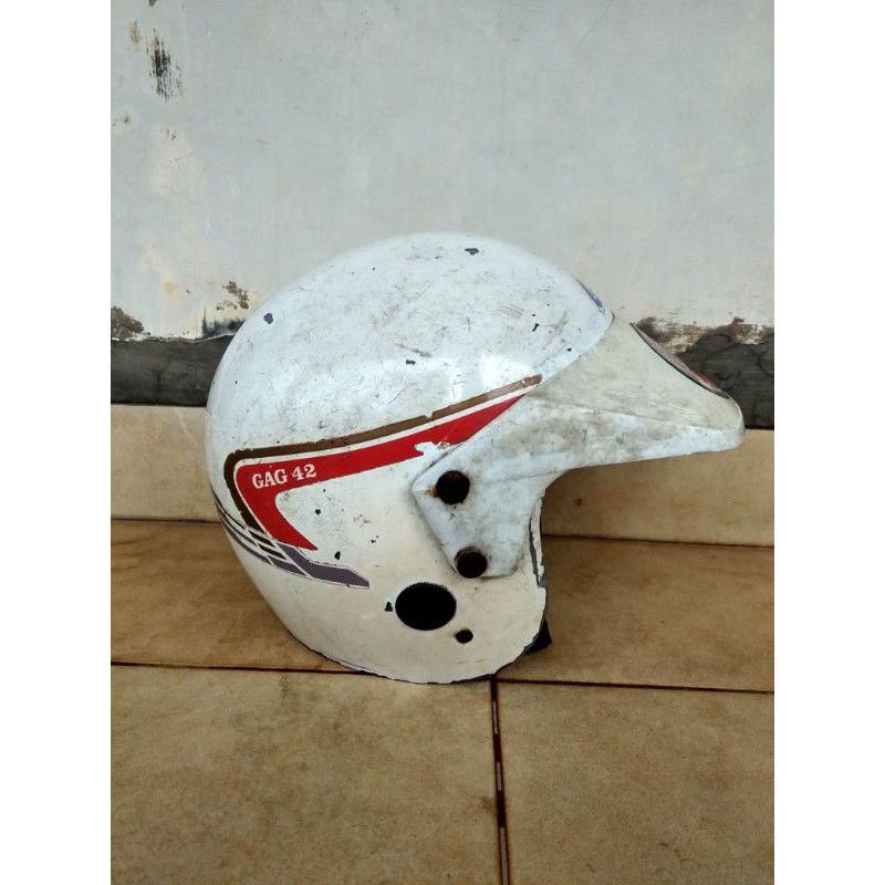 Bahan Helm lawas DMI Gag 42 original seken