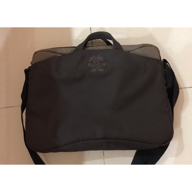 tas laptop crumpler 15” ORIGINAL