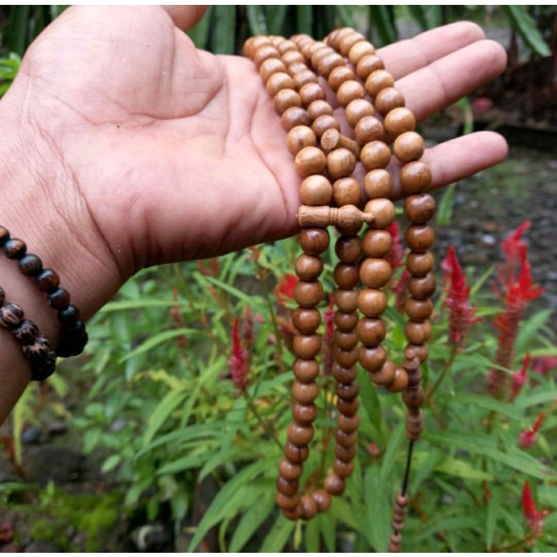 Tasbih gaharu asli 10mm tasbih gaharu  super tasbih gaharu wangi tasbih gaharu kalimantan