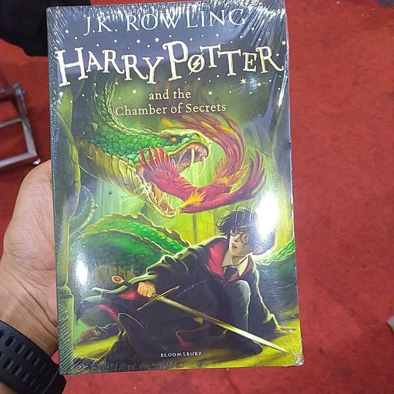 Jual Harry Potter And The Chamber Of Secrets(Harry Potter Book 2 ...