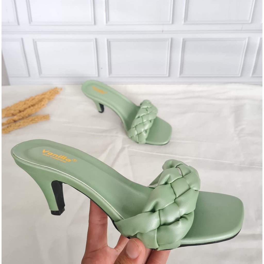 Sandal Tali Kepang Sandal Heel Wanita