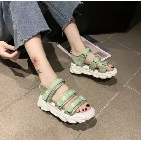 Sepatu Sandal Platform Bunga Daisy