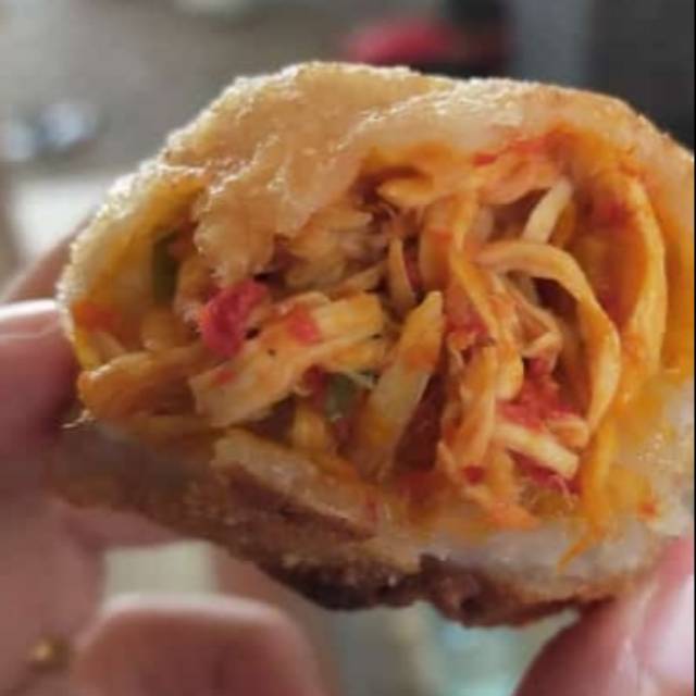 

Bontot goreng isi ayam mercon