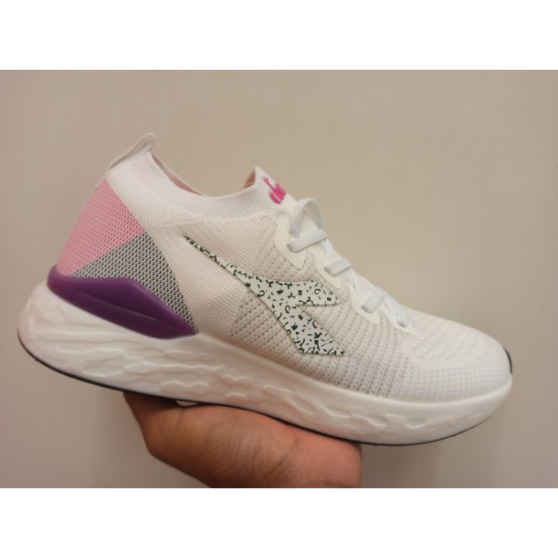 [BEST SELLER] Sports station Sepatu Diadora Currado women fitnes/running Original