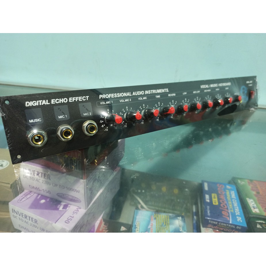 TONE AMPLIFIER KEYBOARD HERTZ WELL PRE AMPLI DIGITAL ECHO EFFECT