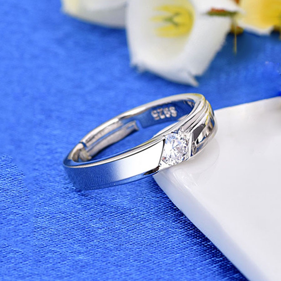 Cincin Silver Platinum Hias Kristal Berlian Untuk Pria / Wanita