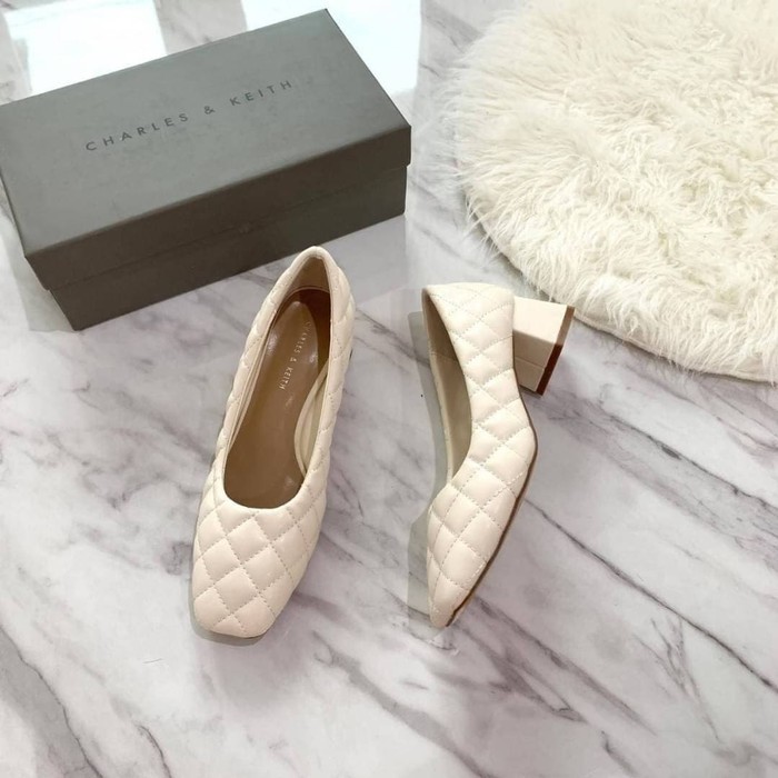  Charles  and Keith  Sepatu  Heels Wanita  CKS030 Murah 