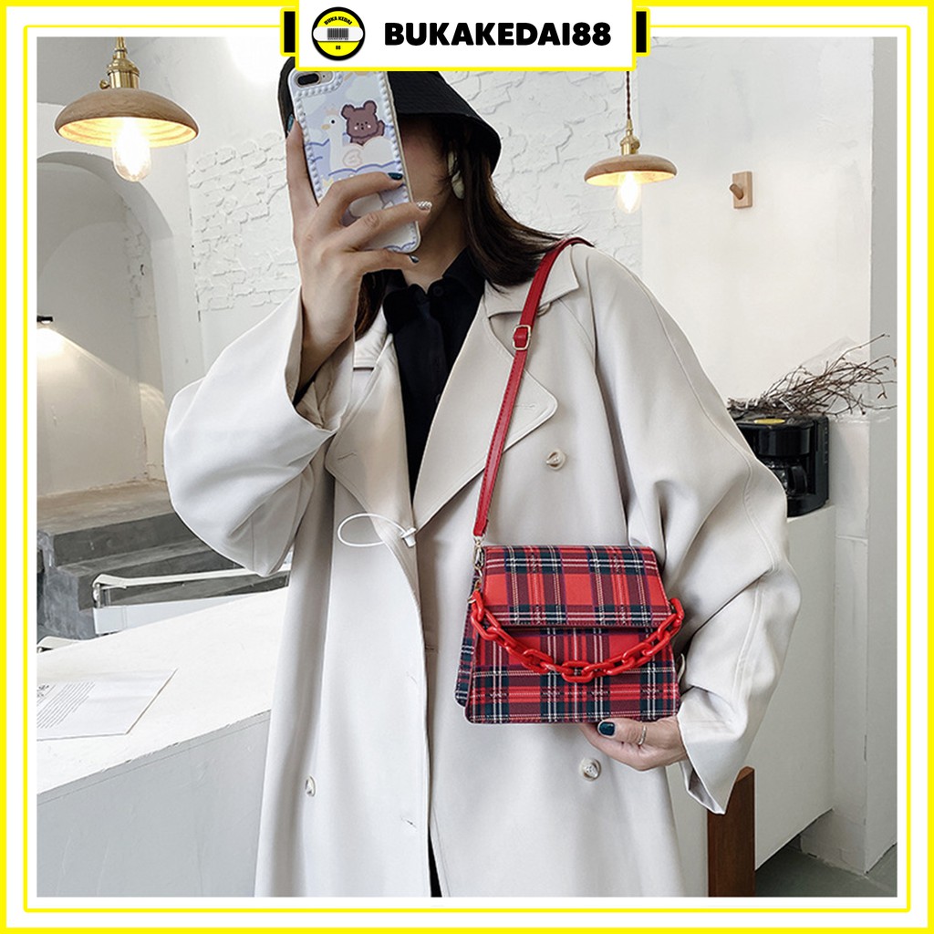 BUKAKEDAI88 Tas Persegi Kecil Wanita Baru Semua Cocok Satu Bahu Rantai Tas Jinjing TAS IMPORT KOREA