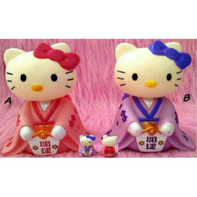 Celengan hello kitty