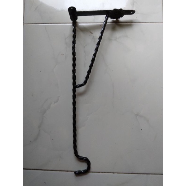 Gantungan sangkar besi ulir bisa utk sangkar murai