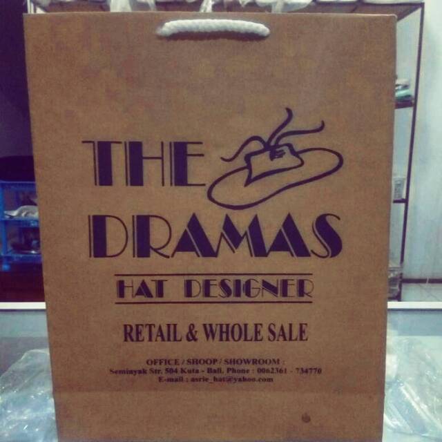 

Paket paperbag hemat uk. 22x7x27 qty 50 pcs sablon 1 sisi