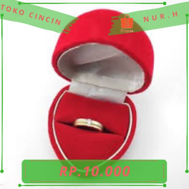 Tempat Cincin Bentuk Love