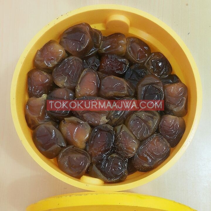 

Kurma Sukari Asli Madinah 1 Kg