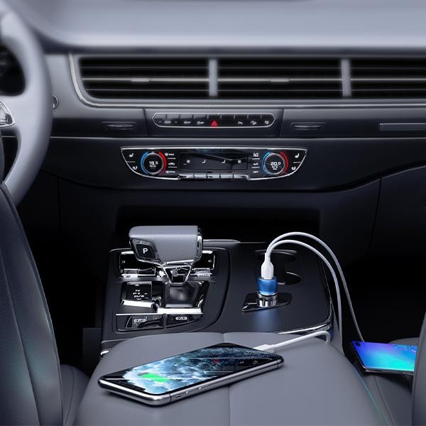 Vivan VCC04 Dual Port USB-C USB-A Fast Charging Car Charger Mobil