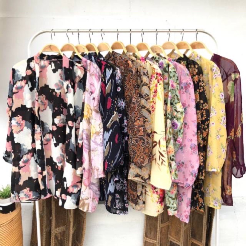 OUTER WANITA MOTIF BUNGA SIFON