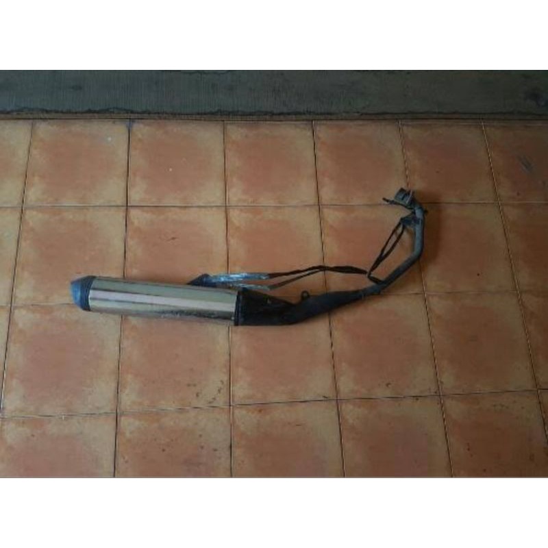 knalpot original honda sonic 150