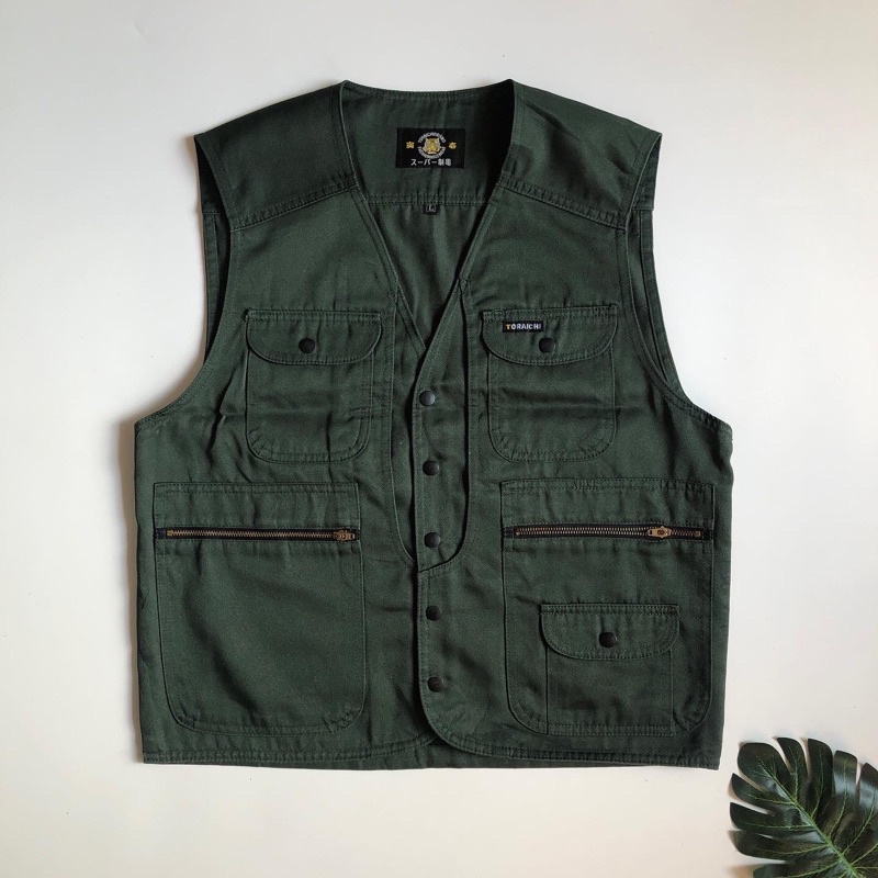 Toraichi Green Vest