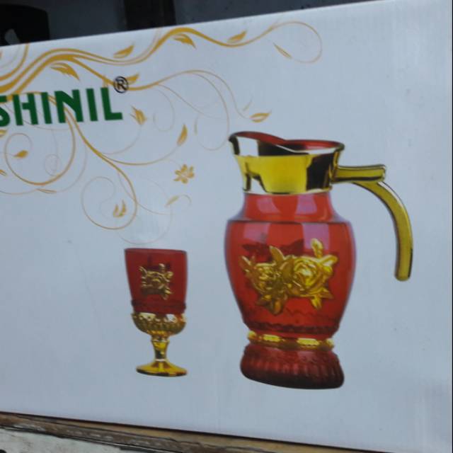 Eskan set ala ala Timur tengah .. berbahan kaca dan dilengkapi motif emas elegant