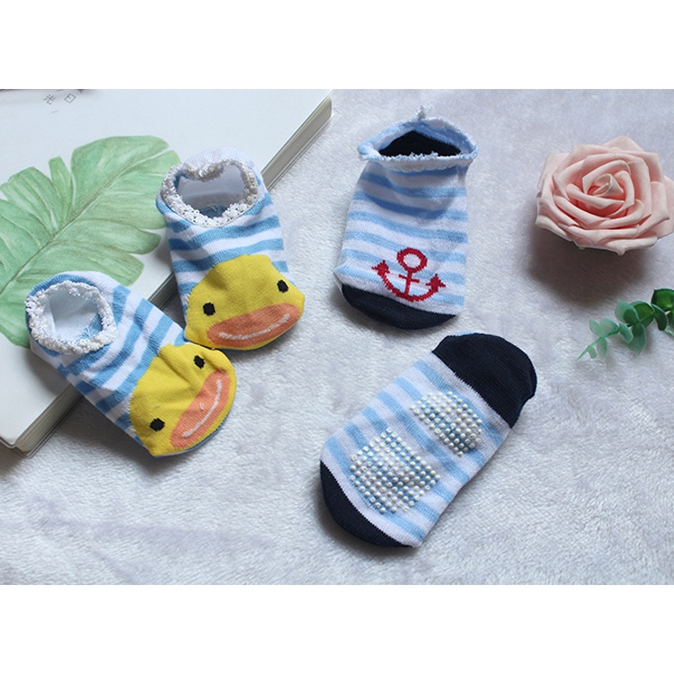 (Pimenova) kaos kaki karakter animal lucu anti slip kaos kaki bayi kaoskaki anti licin