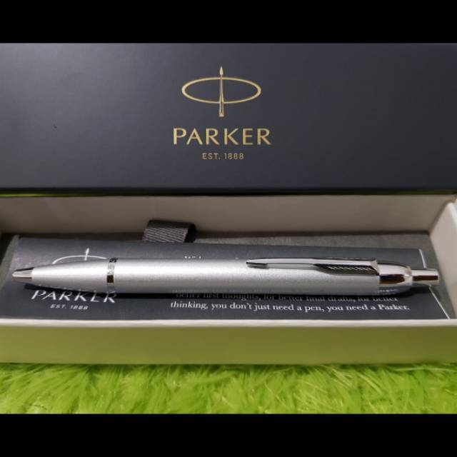 

PULPEN PARKER ORIGINAL SILVER METALIK FREE REQUEST CUSTOM GRAFIR NAMA ANDA