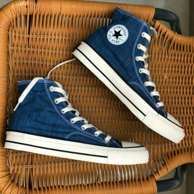 levi's converse