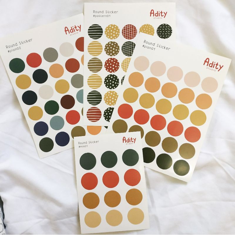 

Round Sticker Pack 30pcs ---- stationary, journaling sticker bulat