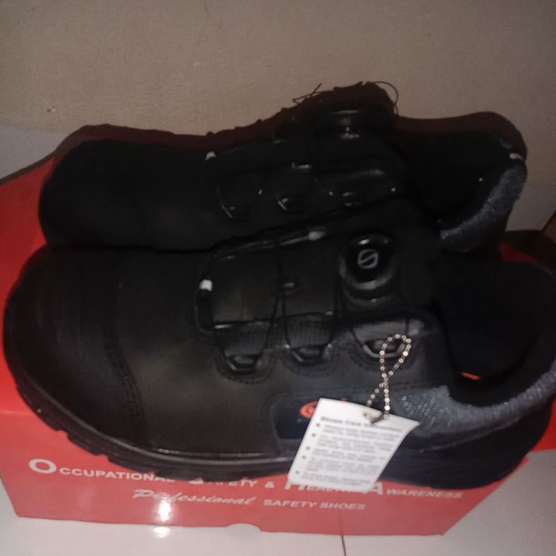 DR. OSHA SAFETY SHOES- 3169 VIPER LACE UP S2 COMPOSITE TOE CAP