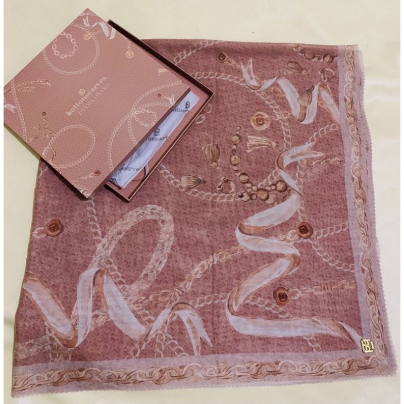 chain mauve buttonscarves