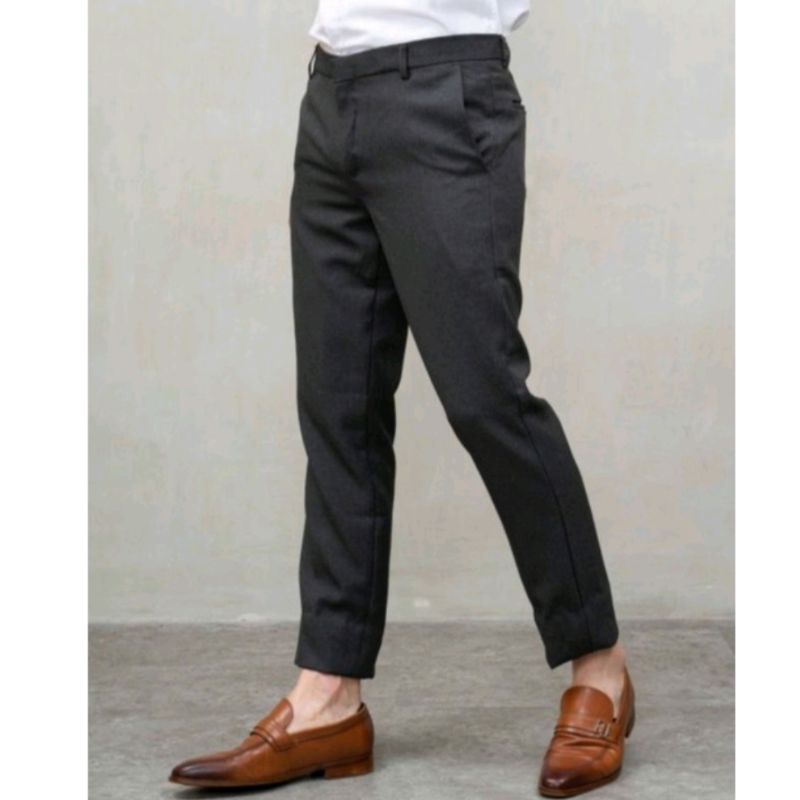 CELANA DASAR SLIMFIT POIN PLUS