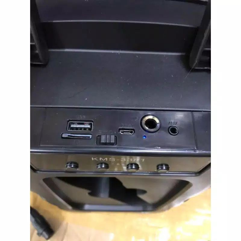 COD SPEAKER WIRELESS BLUETOOTH PORTABEL 6'5 INCH KIMISO 3381 PLUS MIC KARAOKE X-BASS//SPEAKER KIMISO X-BASS//SPEAKER SALON AKTIF//SPEAKER WIRELESS//SPEAKER KARAOKE