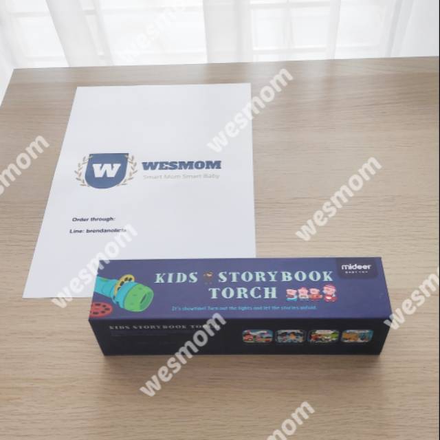 WESMOM MIDEER KIDS STORYBOOK TORCH: 4 STORIES