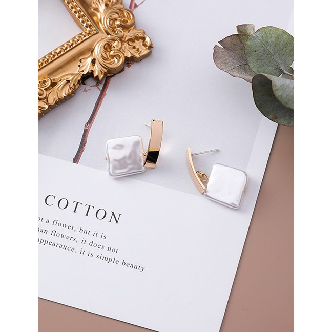 LRC Anting Tusuk Fashion Gold 925 Silver Needle Mother-of-pearl Geometric Metal Earrings F48233