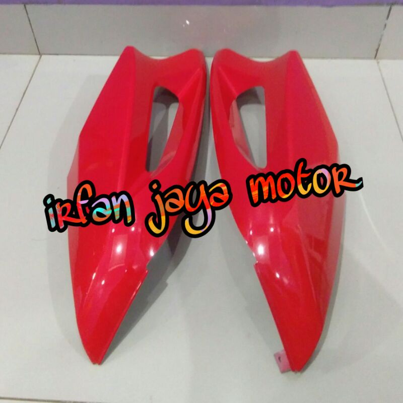 Sayap body atas honda blade lama merah