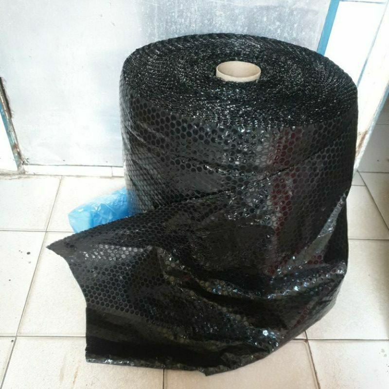 

BUBBLE WRAP HITAM LEBAR 40CM