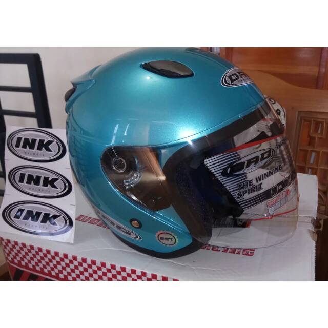 Helm DAG centro + stiker