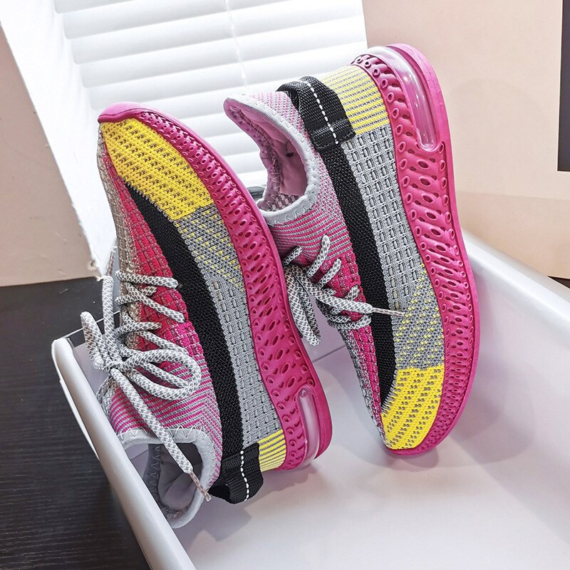 NEW ARRIVAL - Sepatu Sneakers Running Wanita Import - AMARANT