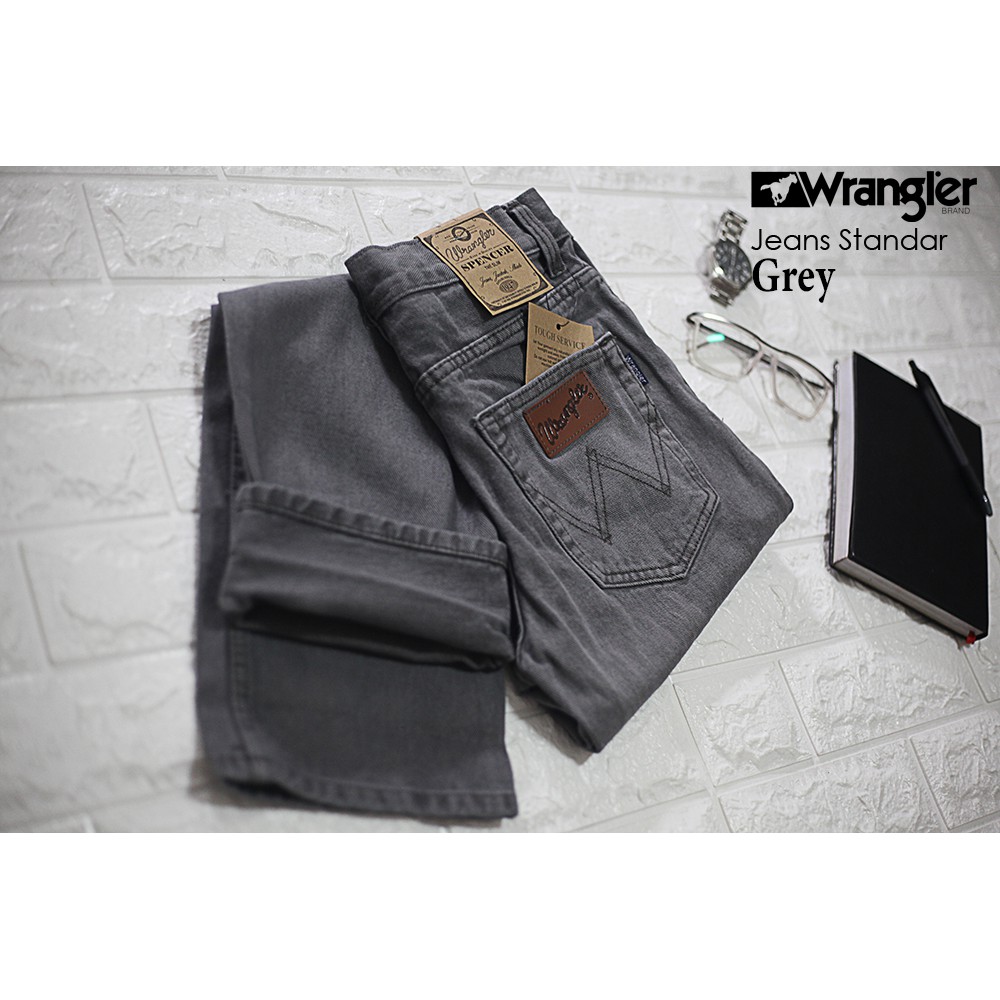 CELANA JEANS PRIA WRANGLE'R STANDAR-Abu