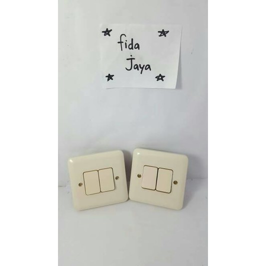 Saklar double tanam broco