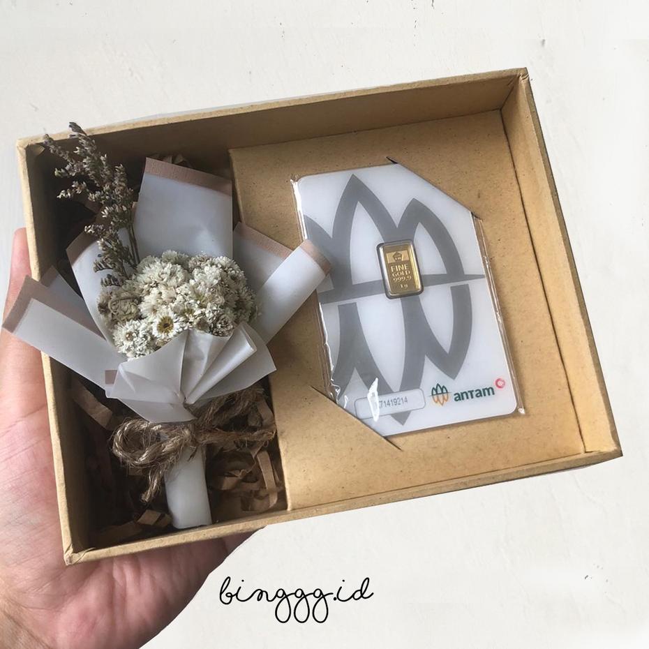 

<N-EJR} <☼} KOTAK KADO EMAS ANTAM MINI (BOX SAJA + BOUQUET) PRE-ORDER 3 HARI <siap dikirim}