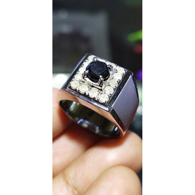 cincin berlian hitam